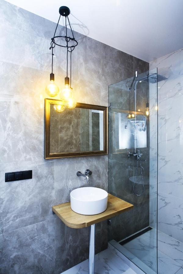Allurapart Inn Mvz, Левобережная Мвц Kiev Ngoại thất bức ảnh